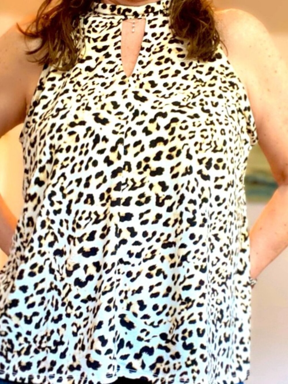 Banana Republic Leopard Print Sleeveless Keyhole Halter Top with Tie Behind Neck - Picture 8 of 9